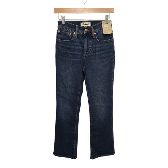 NWT Madewell Jeans Womens 24 Blue Mid Rise Kick Out Crop Flare Medium Wash NR489 - Picture 1 of 11